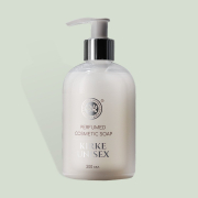 Парфюмированное жидкое мыло для всех типов кожи Kirke Unisex, с ароматом малины, персика и маракуйи,  ванили и ландыша, 300 мл	