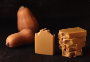 Мыло “Pumpkin” тыквенное для тела и рук, сварено на соке тыквы с куркумой, 100гр
